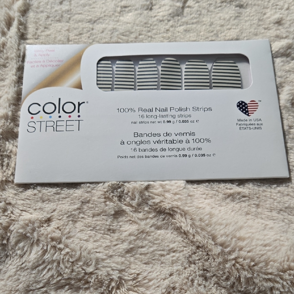 2/$15 🩷 Color Street Black Striped Nail Strips